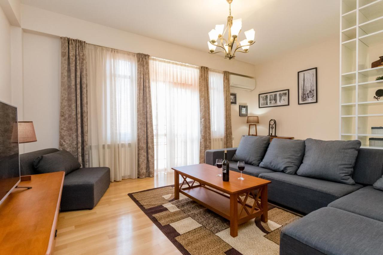 Apartment In The City Centre Ll Tbilisi Exterior photo